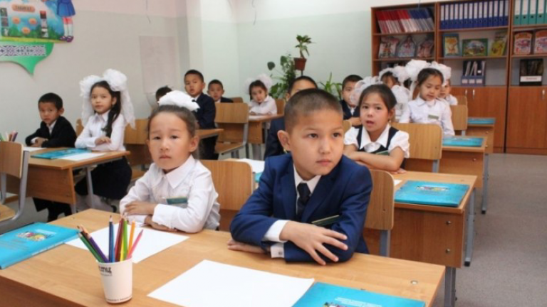 Алматы мектептеріне сыймаған 30 мың оқушының мәселесі қалай шешіледі?